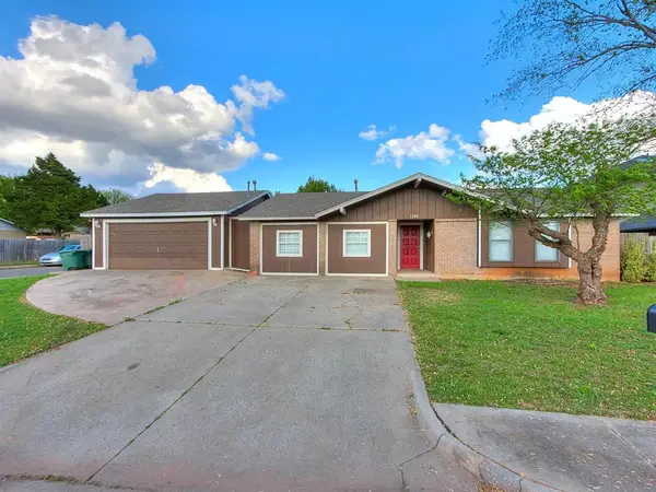 1300 San Fidel Lane, Edmond, OK 73003