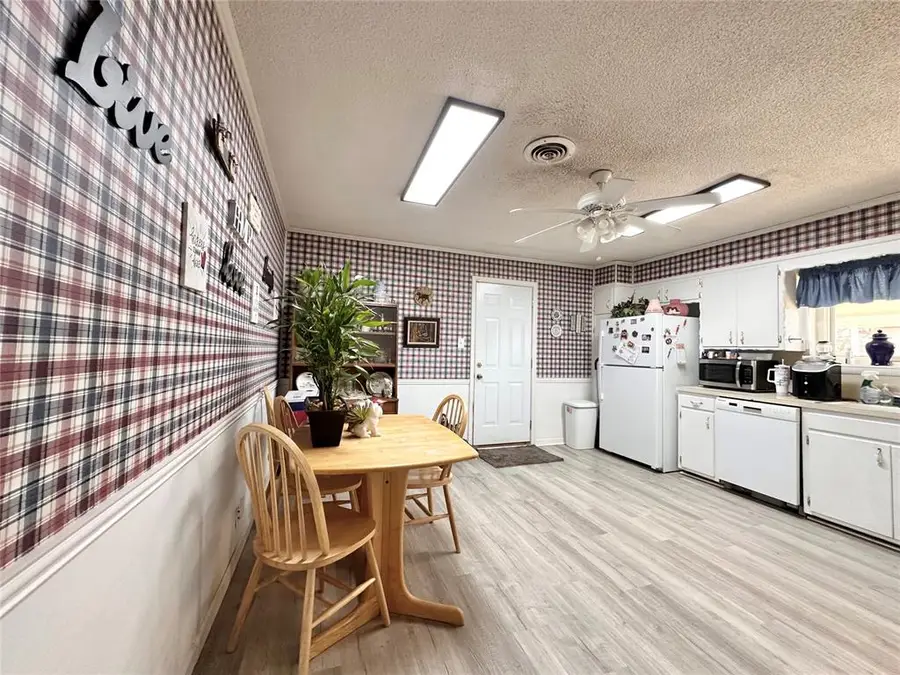 3003 N Bell Avenue, Shawnee, OK 74804 - Image #3