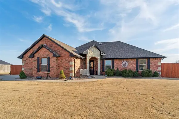 8682 Hudson Lane, Piedmont, OK 73078