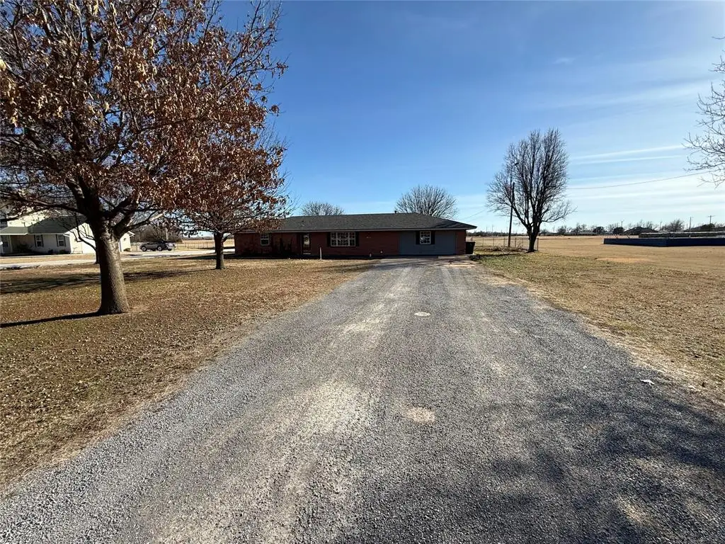 807 SW South Street, Minco, OK 73059 - #1
