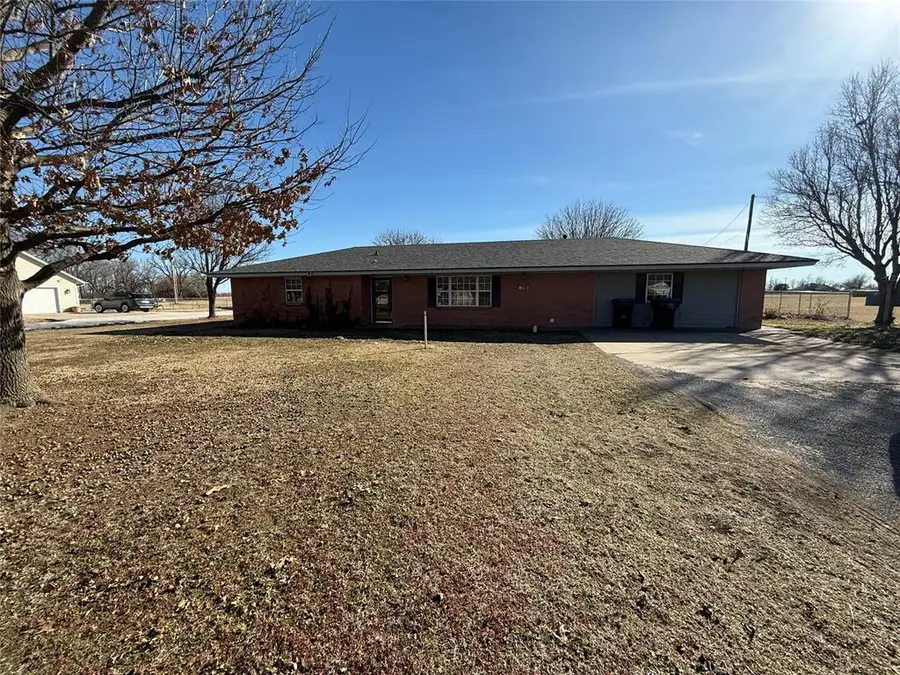 807 SW South Street, Minco, OK 73059 - #2