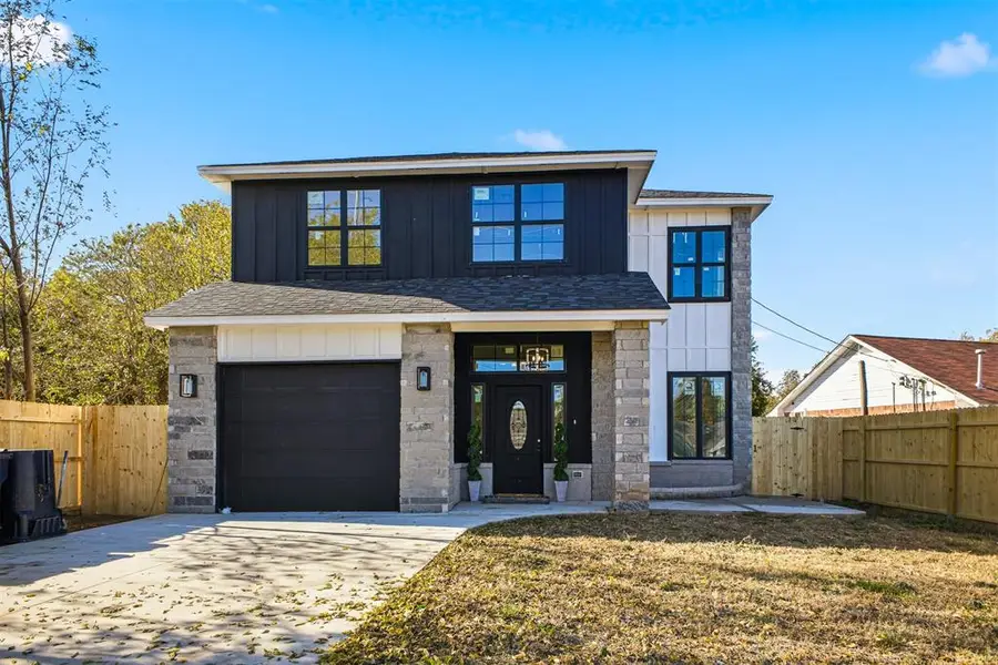 2711 S Pennsylvania Avenue, Oklahoma City, OK 73108 - #2