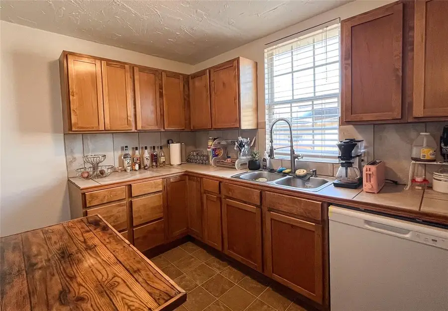 2433 SE 15th Street, Oklahoma City, OK 73129 - #3