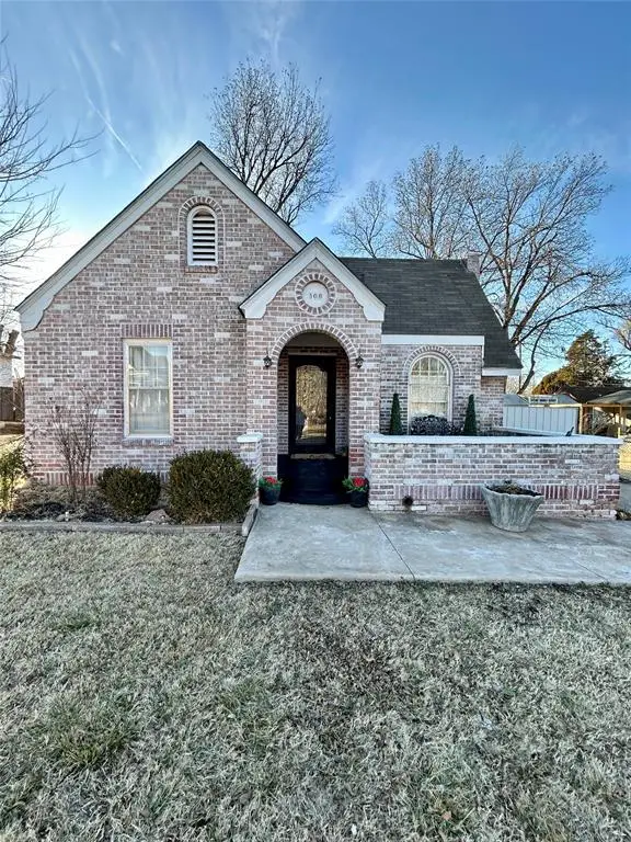 508 S 5th Street, Clinton, OK 73601