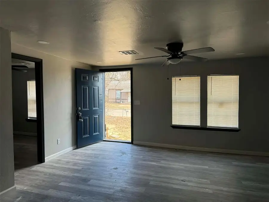 209 N Tuttle Street, Oklahoma City, OK 73107 - #3