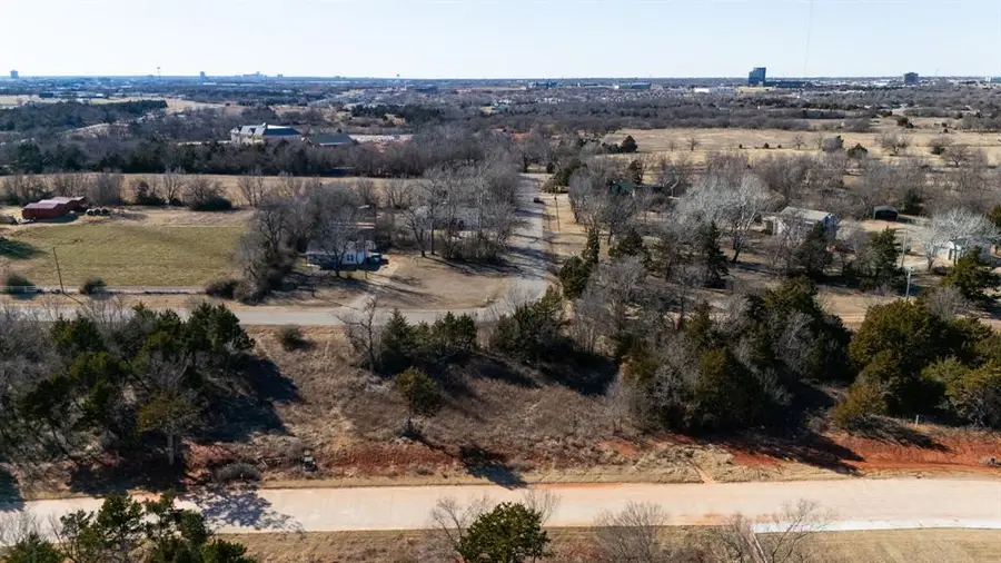 8217 Wilshire Park West Drive, Oklahoma City, OK 73116 - #2