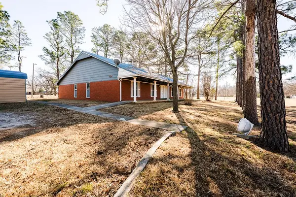 111 Jameson Drive, Wynnewood, OK 73098