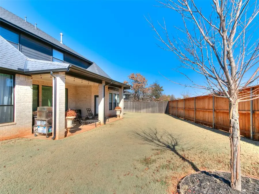2524 Amante Court, Edmond, OK 73034 - Image #3