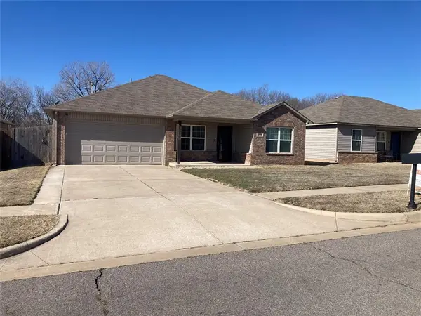 1004 Claystone Way, Noble, OK 73068