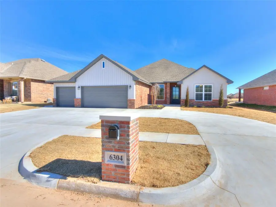 6304 Blackwood Boulevard, Oklahoma City, OK 73132 - Image #2