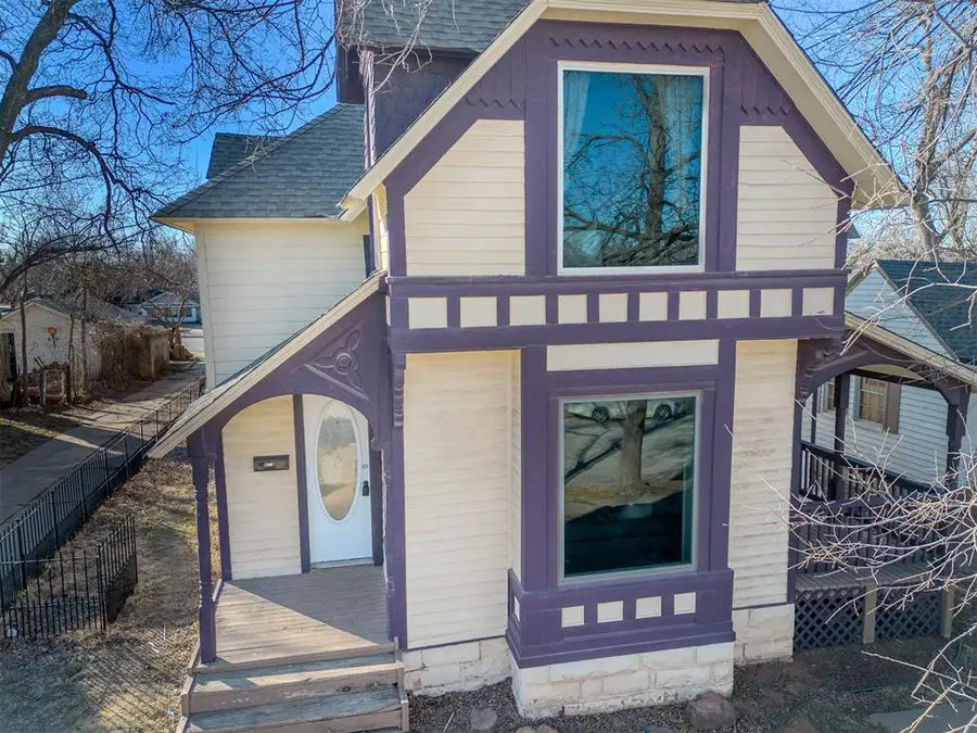 411 N Broad Street, Guthrie, OK 73044 - #3