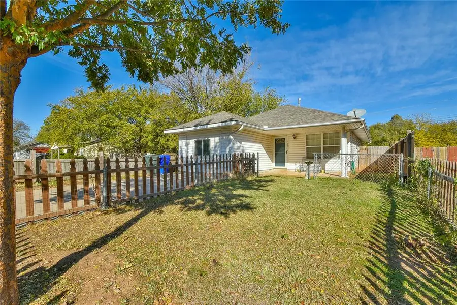 109 E Hayes Street, Norman, OK 73069 - #2