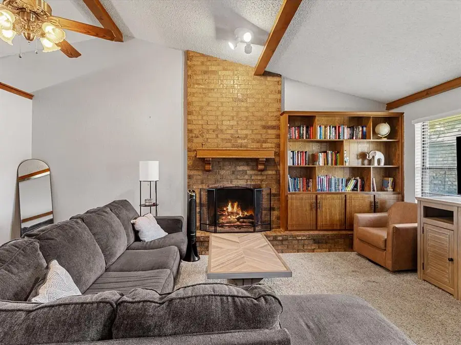 1717 Crest Circle, Oklahoma City, OK 73130 - Image #2