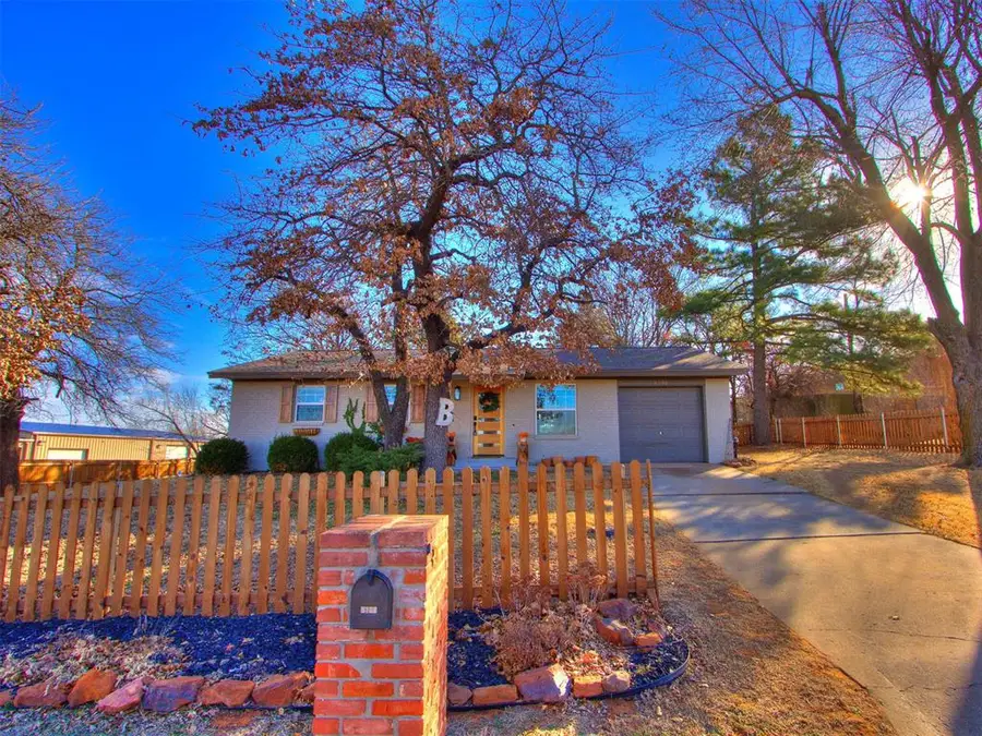 8150 Cedar Lane, Edmond, OK 73034 - #3