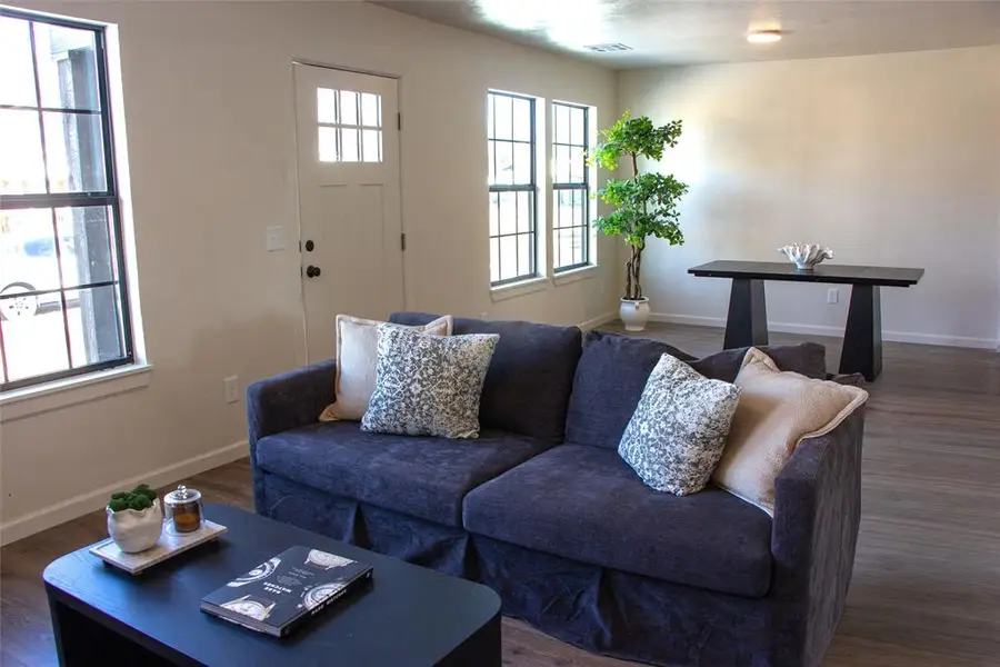 204 W Ercoupe Drive, Oklahoma City, OK 73110 - Image #3