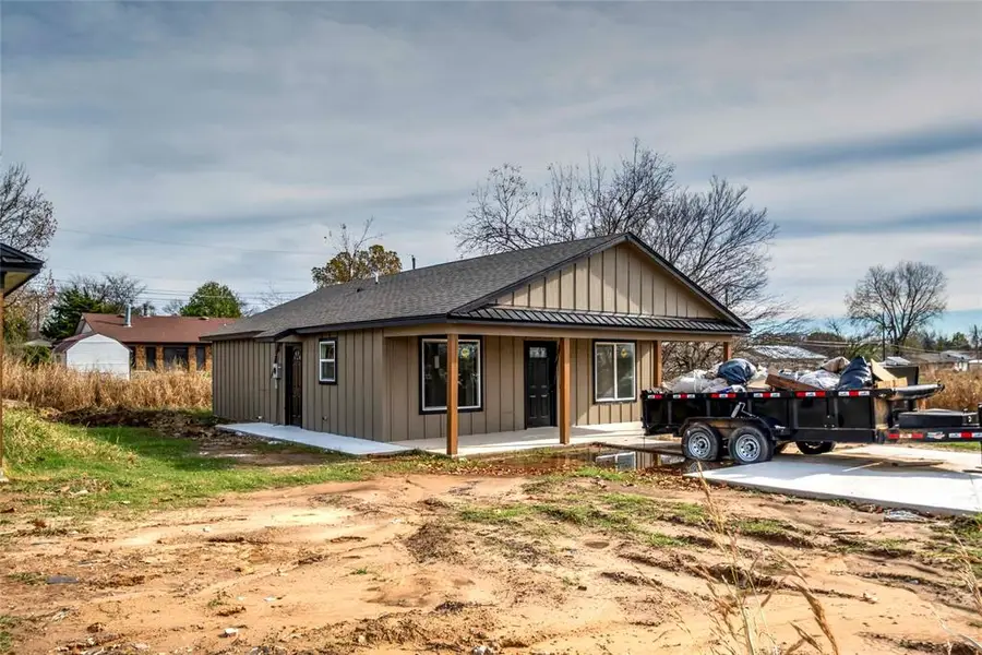 213 S 6th Avenue, Stroud, OK 74079 - #2