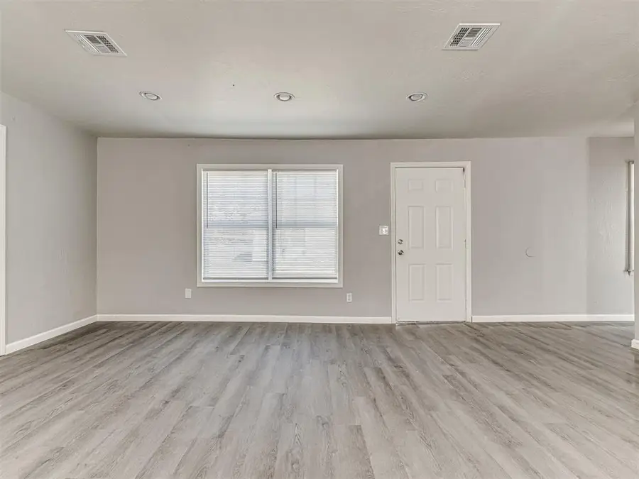 19350 8 A Street, Norman, OK 73026 - Image #3