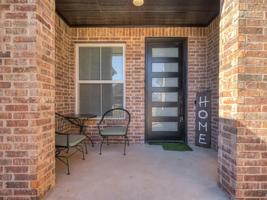 5705 Tiger Stone Drive, Mustang, OK 73064 - Image #3