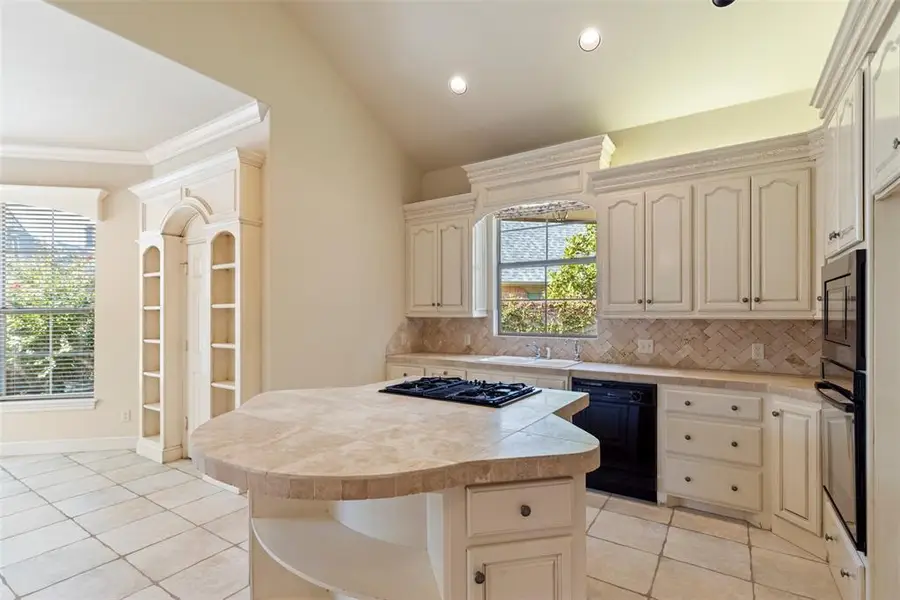 2909 NW 160th Street, Edmond, OK 73013 - Image #3