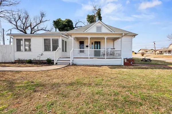 1123 E Oklahoma Avenue, Guthrie, OK 73044