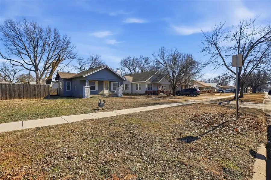325 S Palm Street, Ponca City, OK 74601 - #3