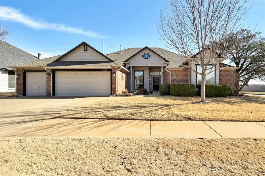 2524 Renwick Avenue, Oklahoma City, OK 73128 - #2