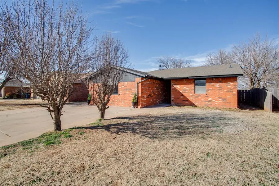 2814 Wildoak, Enid, OK 73701 - #3