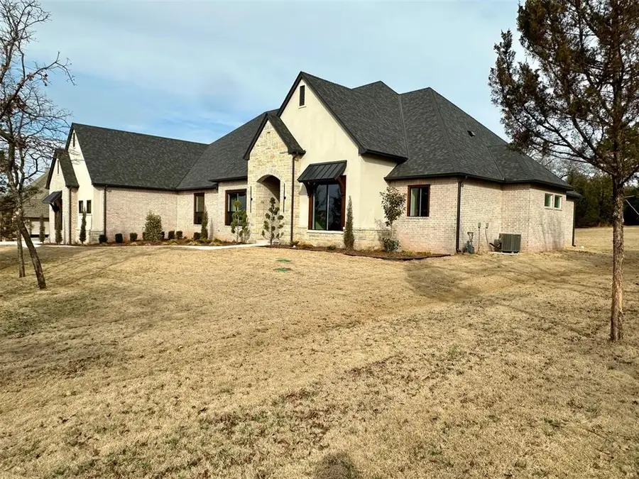 4200 Grand Timber Drive, Edmond, OK 73034 - #2