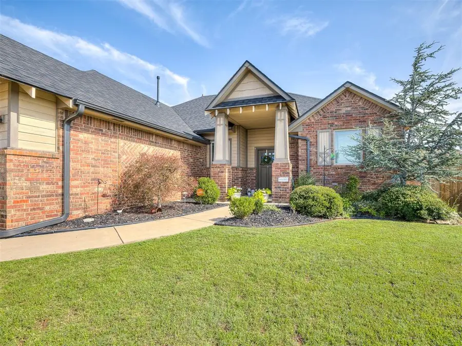 9105 NW 89th Street, Yukon, OK 73099 - #2