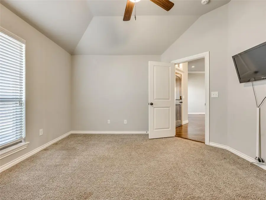 3349 Sage Brush Place, Yukon, OK 73099 - #2