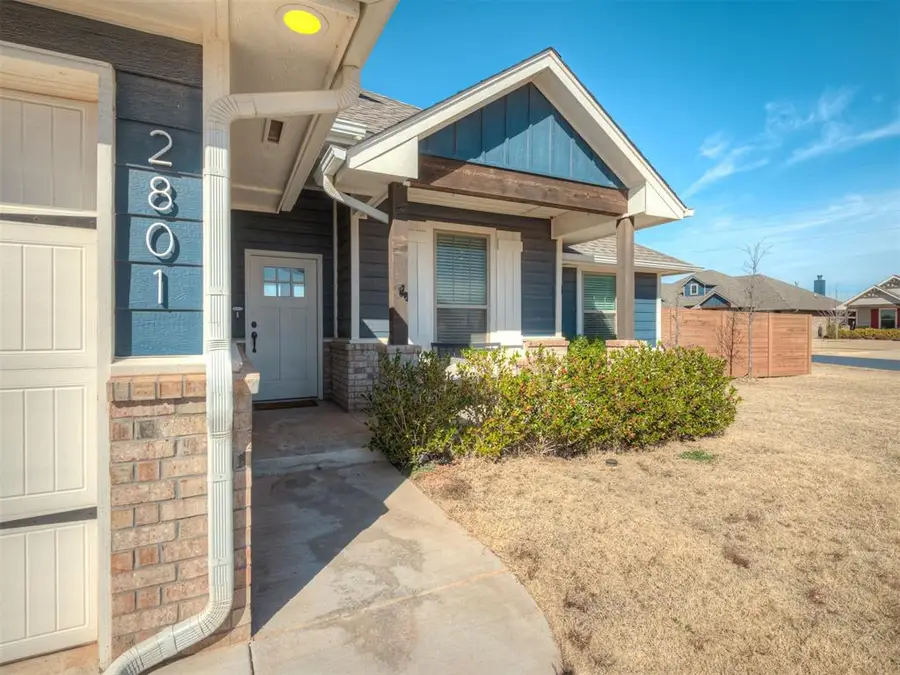 2801 Heather Haven, Moore, OK 73160 - #2