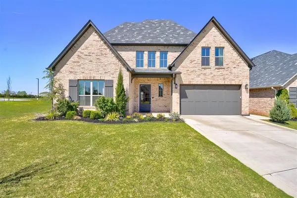 101 Pont Neuf Court, Edmond, OK 73034