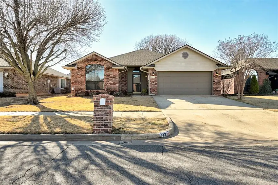 712 SW 153rd Street, Oklahoma City, OK 73170 - #2