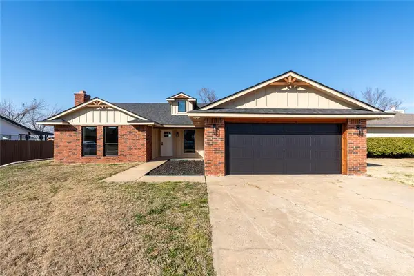 126 Meadows Lane, Shawnee, OK 74804