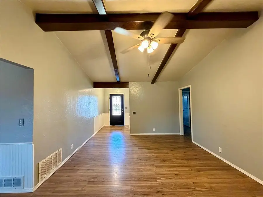 3021 Glenwood Drive, Chickasha, OK 73018 - #2