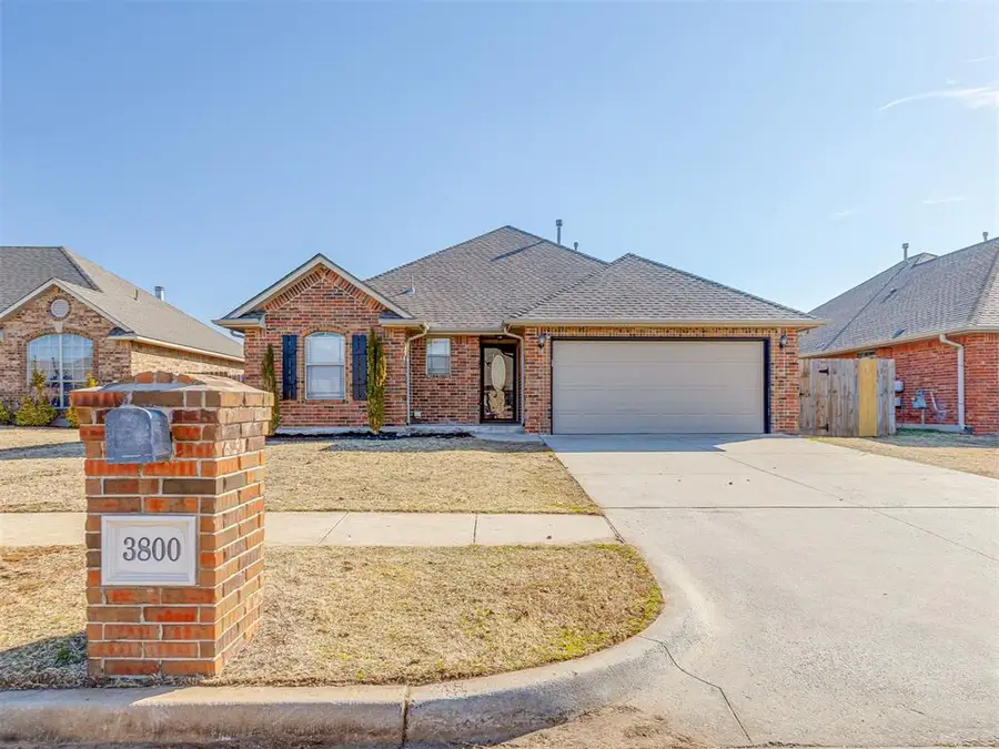 3800 Kensington Drive, Moore, OK 73160 - #2