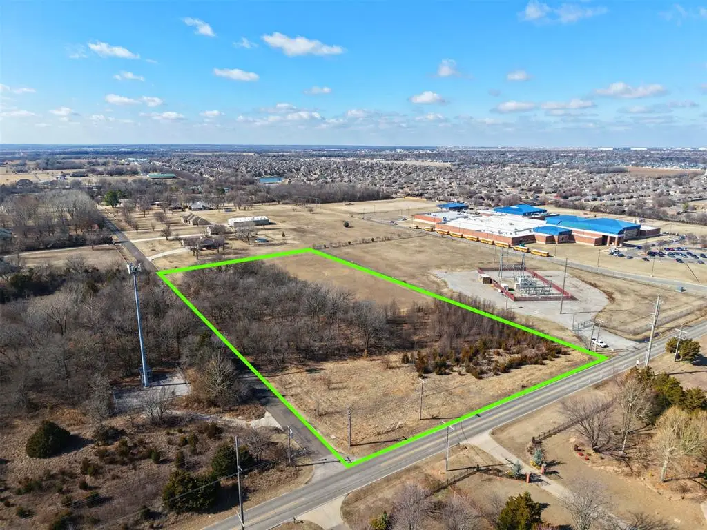 000 S Pennsylvania Avenue, Norman, OK 73072 - #1