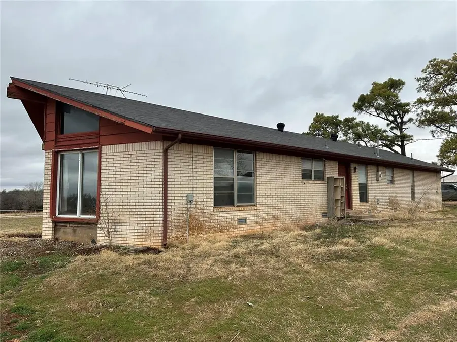 2167 County Street 2988, Blanchard, OK 73010 - #2