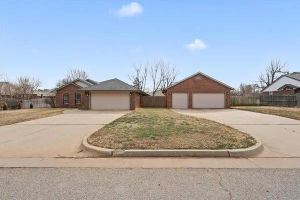 1528 E Twin Brook Terrace, Mustang, OK 73064