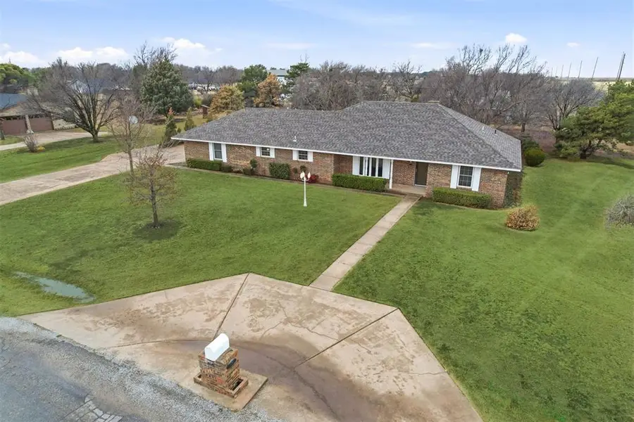 1 Constitution Avenue, Altus, OK 73521 - #3