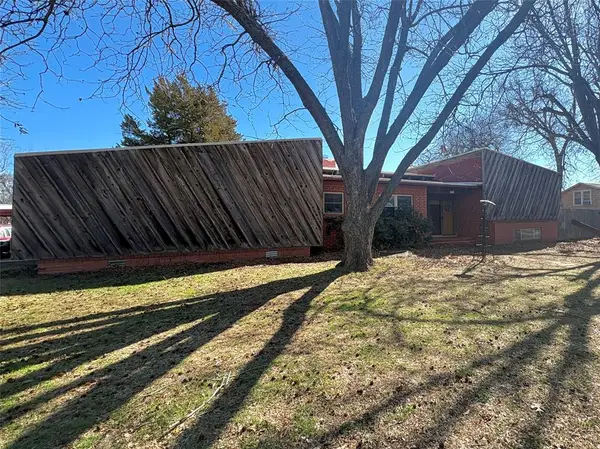 701 S 16th Street, Chickasha, OK 73018