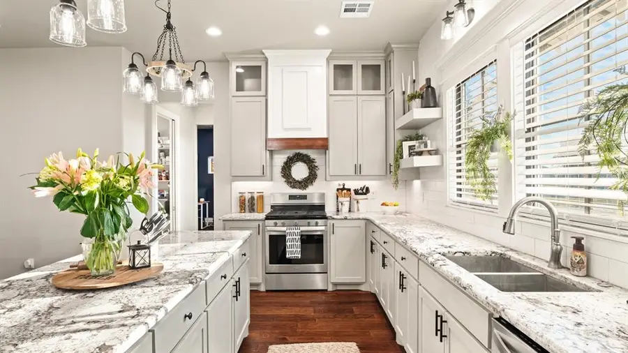 10905 N Country Drive, Edmond, OK 73034 - #3