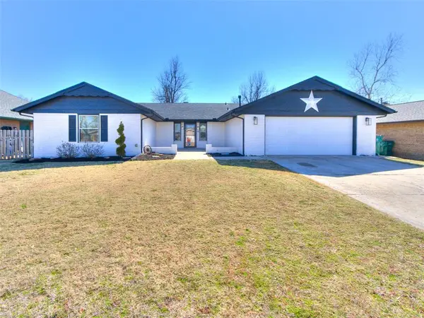 11500 Carriage Drive, Yukon, OK 73099