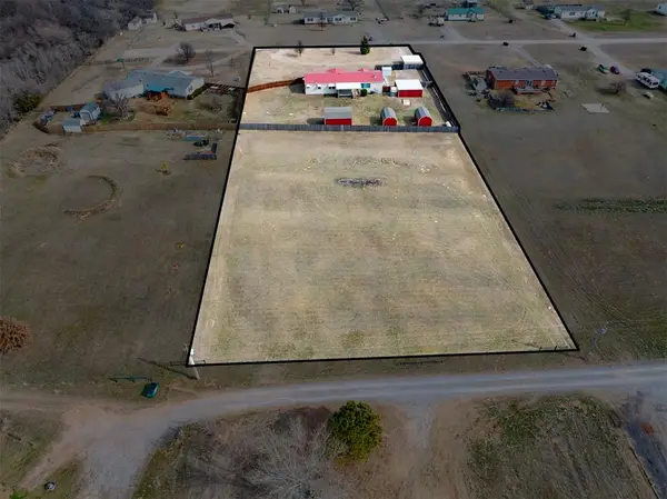 8911 N Hope Lane, Yukon, OK 73099