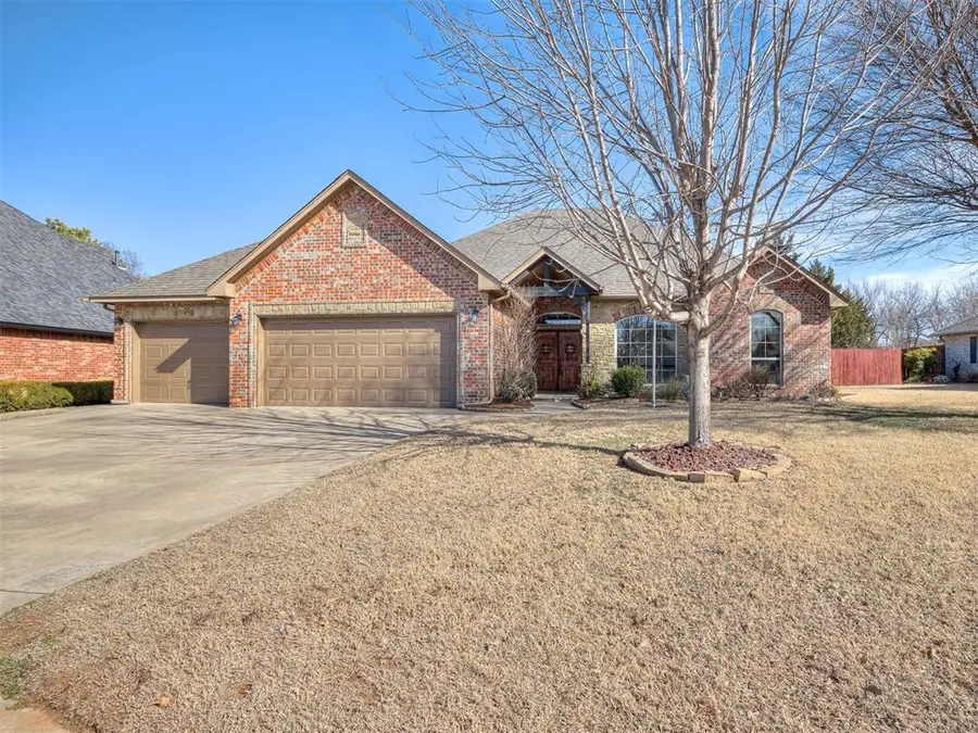 609 Winding Creek Road, Yukon, OK 73099 - #3