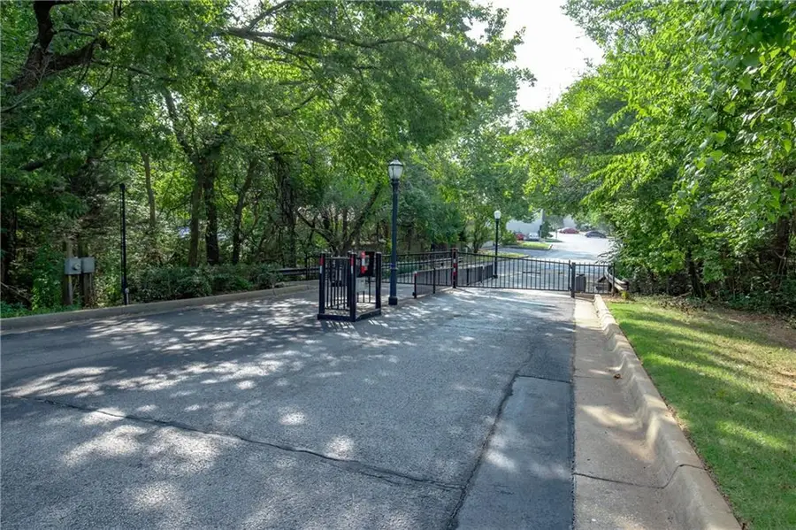 827 Red Bird Lane #B, Norman, OK 73072 - #2