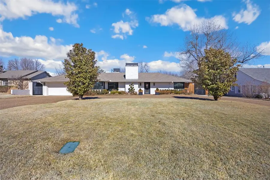 1803 Drakestone Avenue, Nichols Hills, OK 73120 - #2