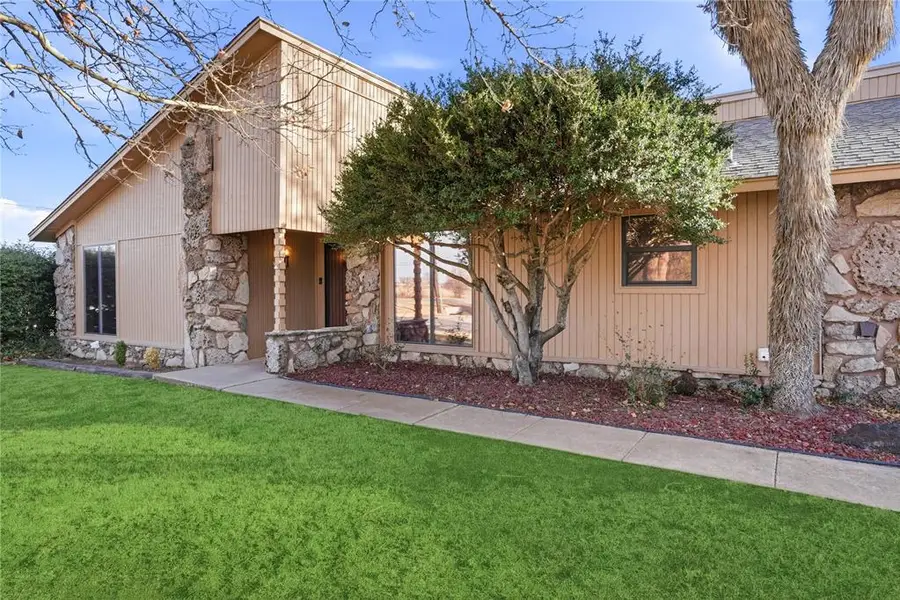 1224 Trail Drive S., Altus, OK 73521 - #2