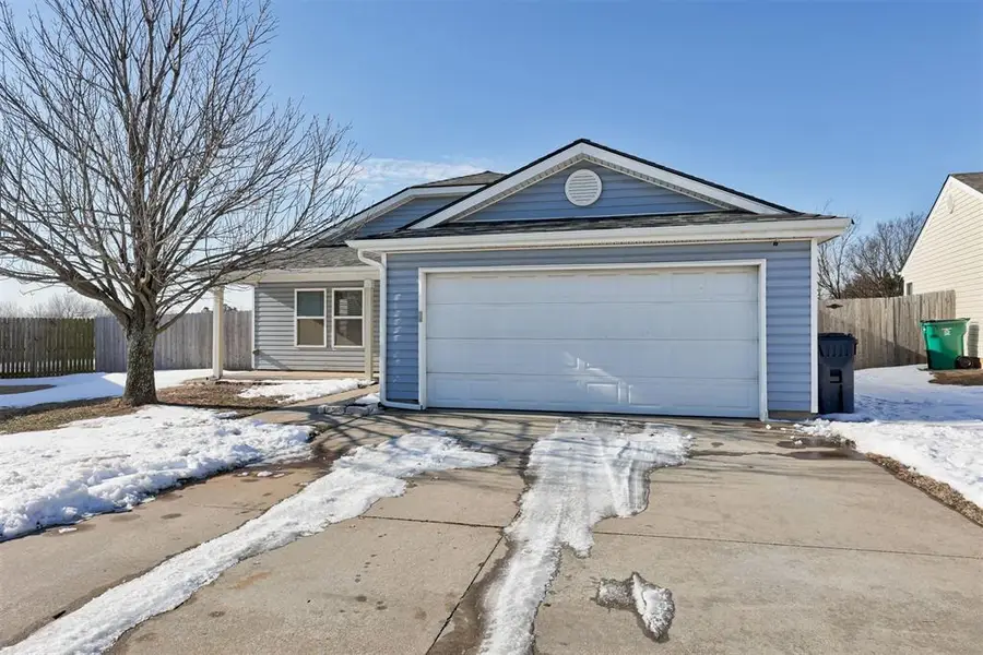 9421 Checkerbloom Drive, Oklahoma City, OK 73165 - #3