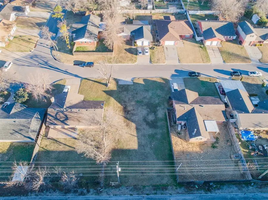 132 SW 16th Street, Moore, OK 73160 - #2